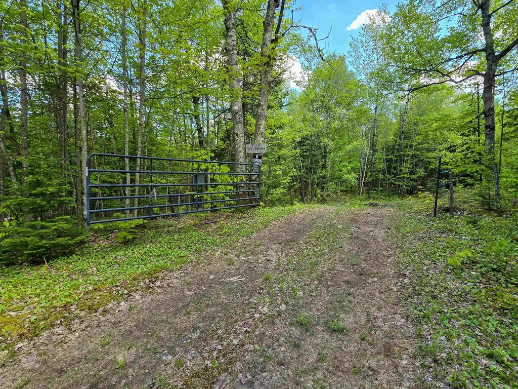 990 Daniels West Road Albany VT 05820