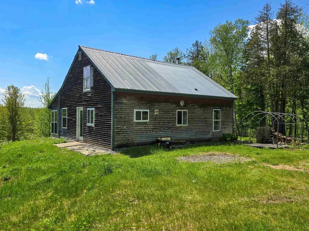 990 Daniels West Road Albany VT 05820