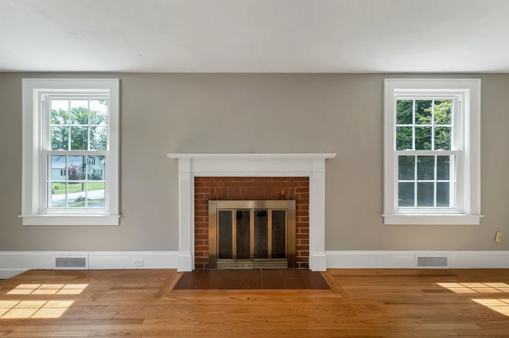 60 Holman Street Laconia NH 03246