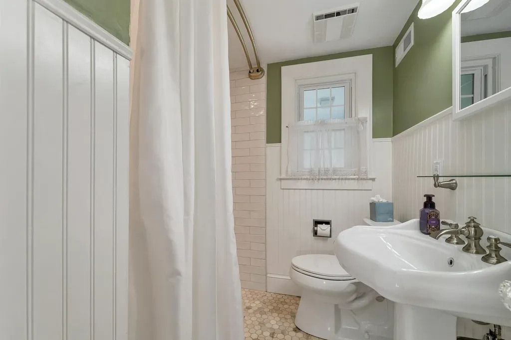 60 Holman Street Laconia NH 03246