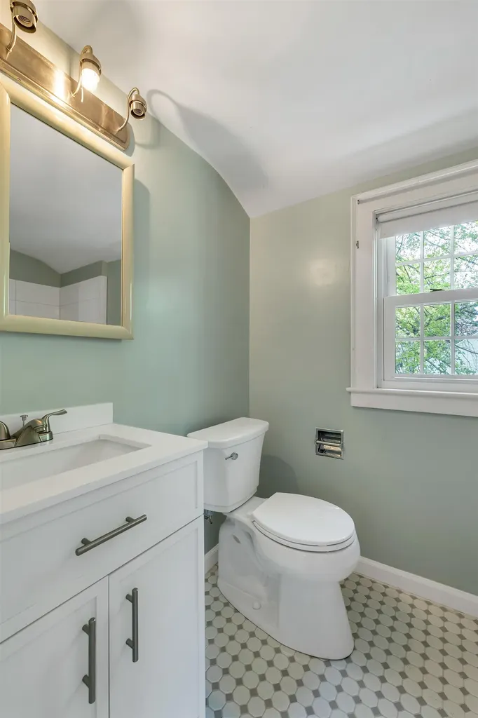 60 Holman Street Laconia NH 03246