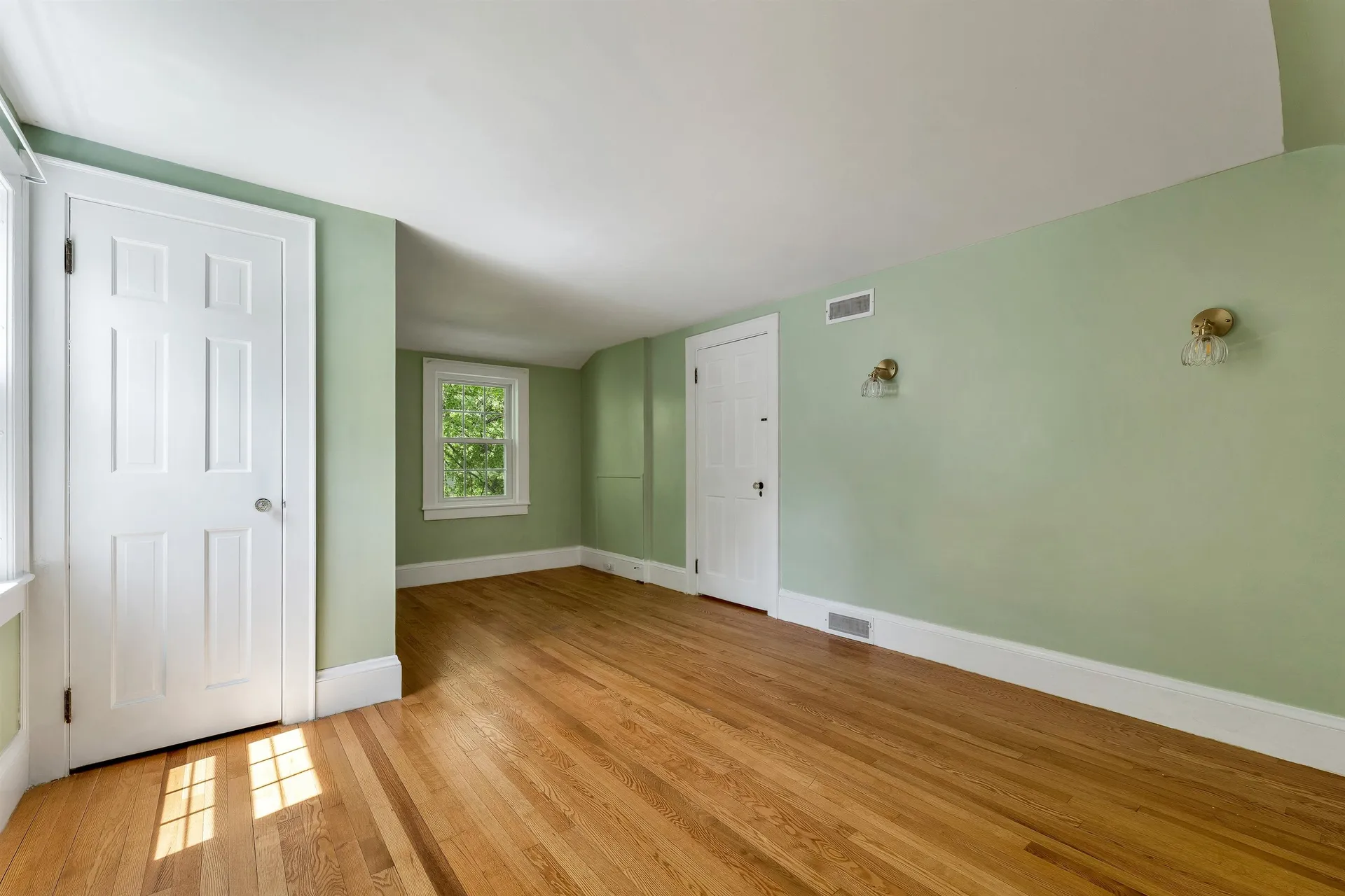 60 Holman Street Laconia NH 03246