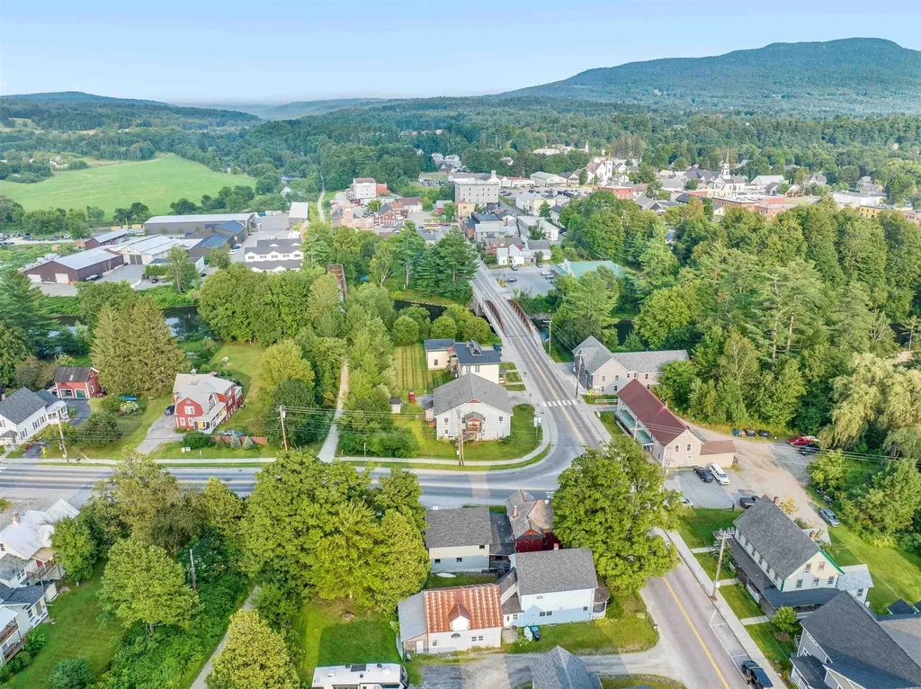 9 Brooklyn Street Morristown VT 05661