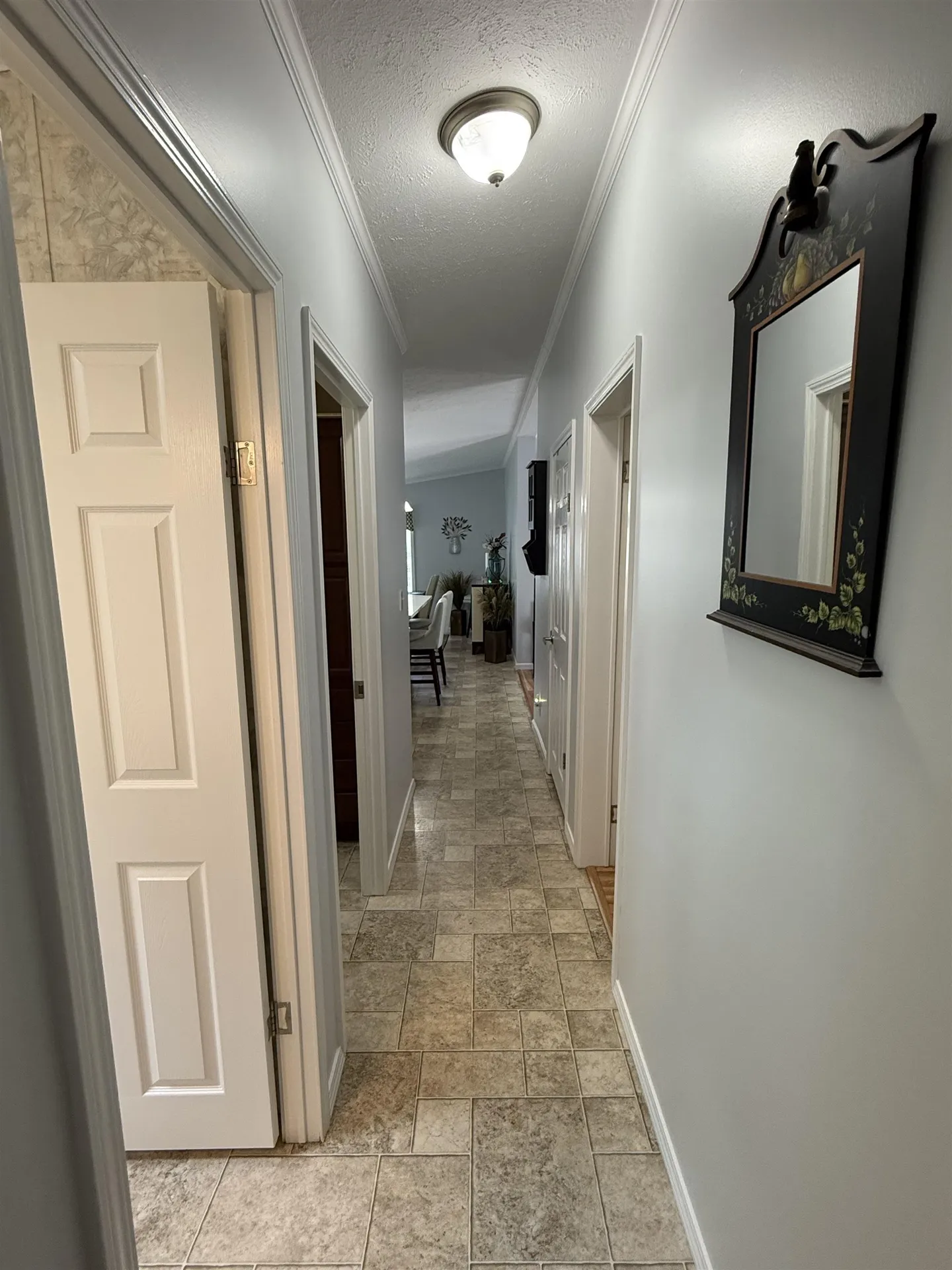 97 Fordway Extension Derry NH 03038