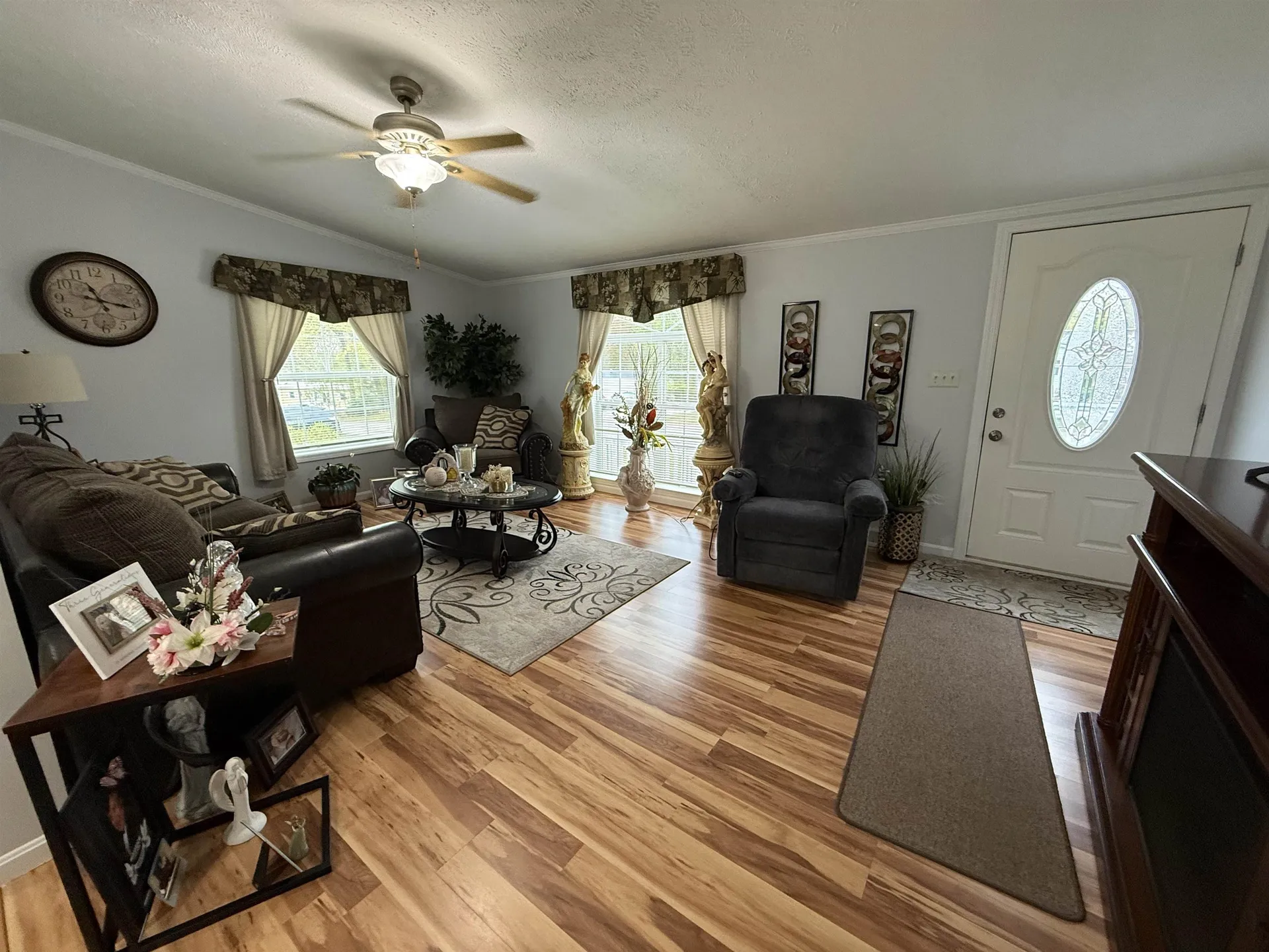 97 Fordway Extension Derry NH 03038