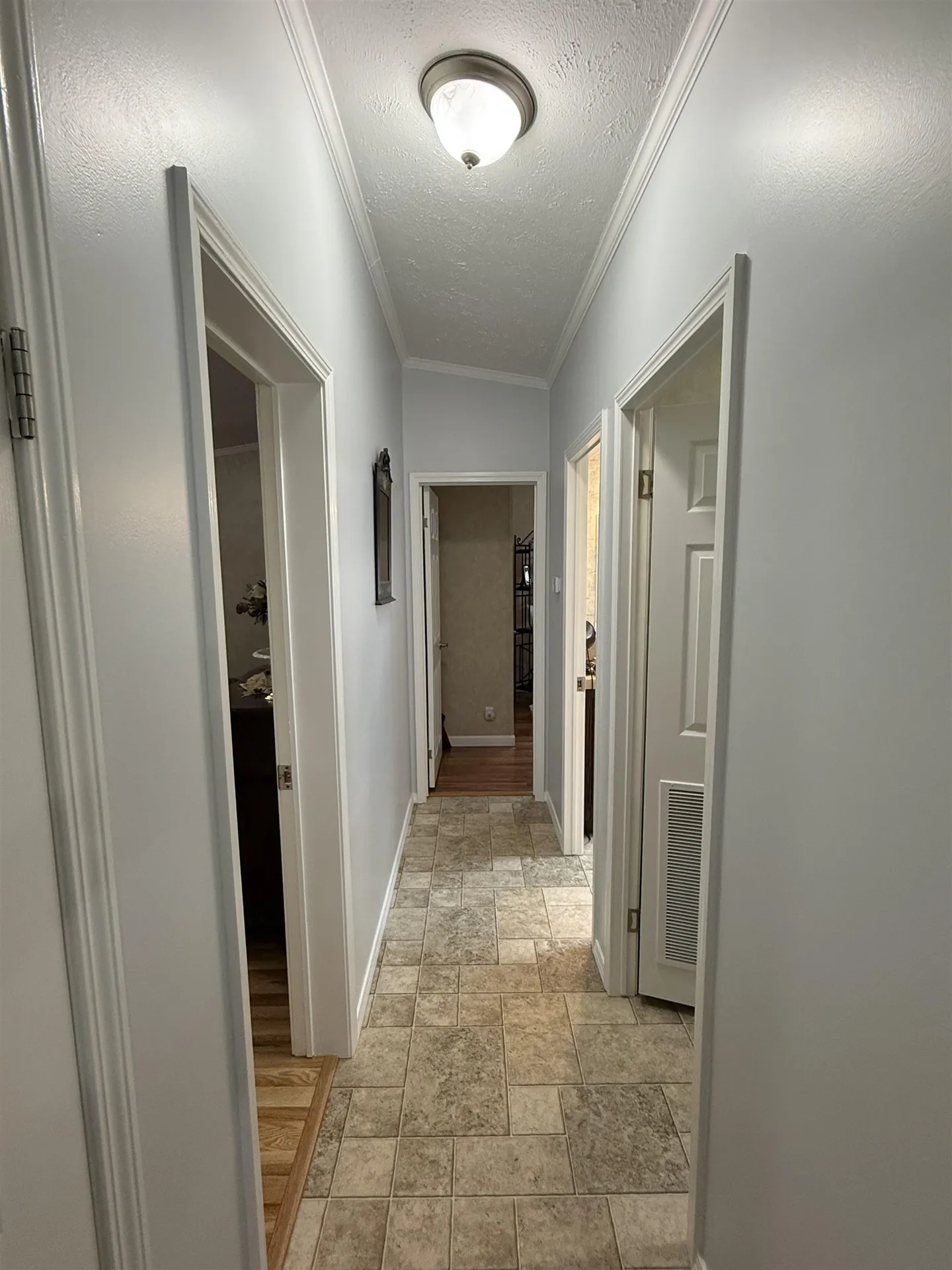 97 Fordway Extension Derry NH 03038