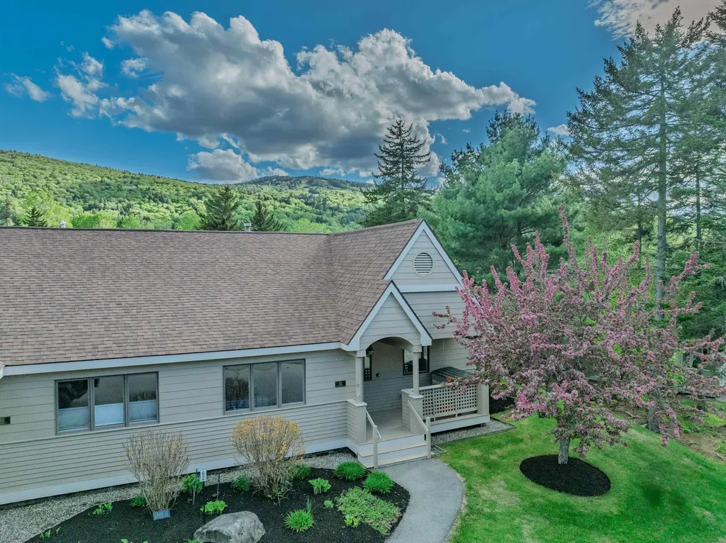 62 Fairway Drive Carroll NH 03575