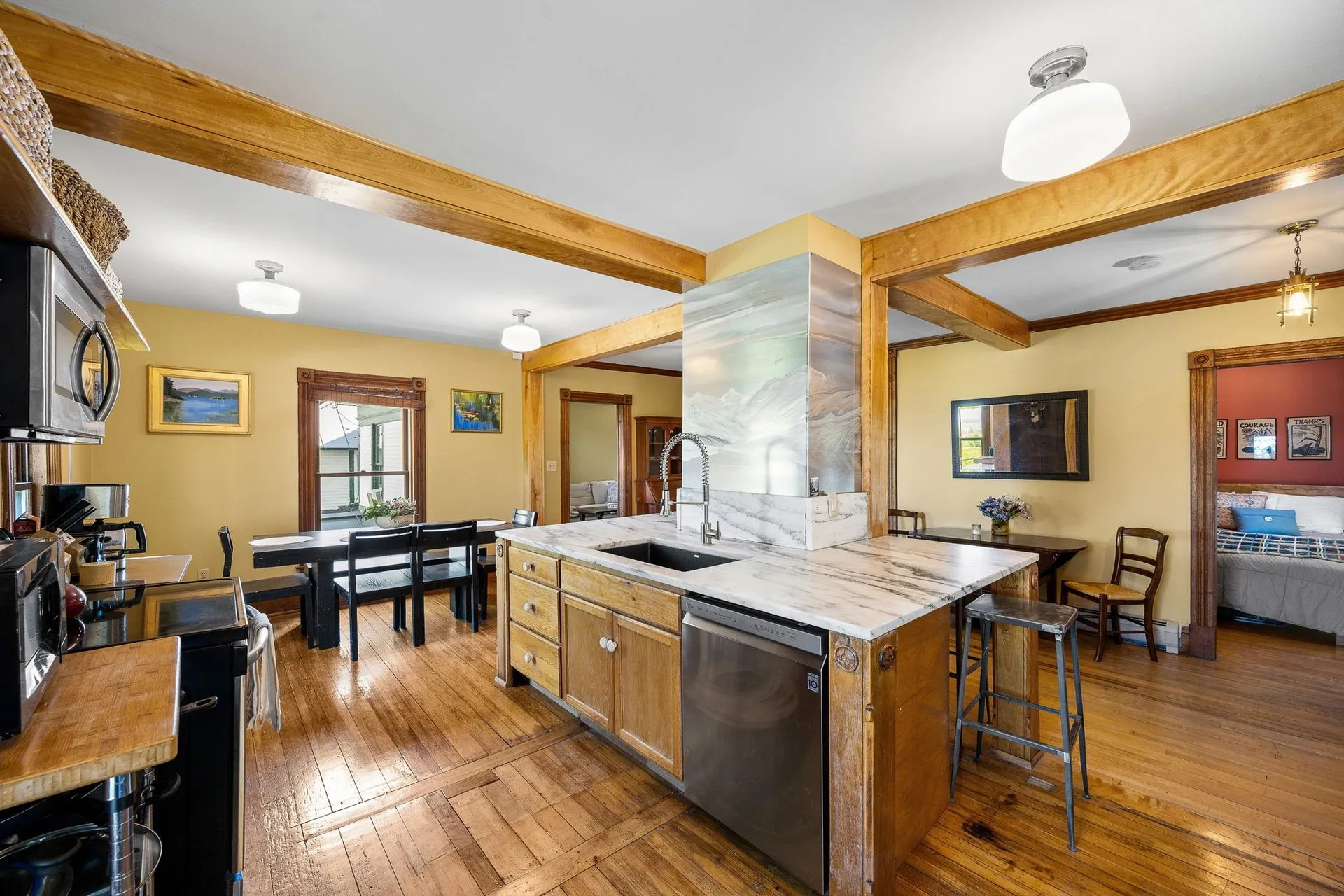 27 Inn Road Charlotte VT 05445