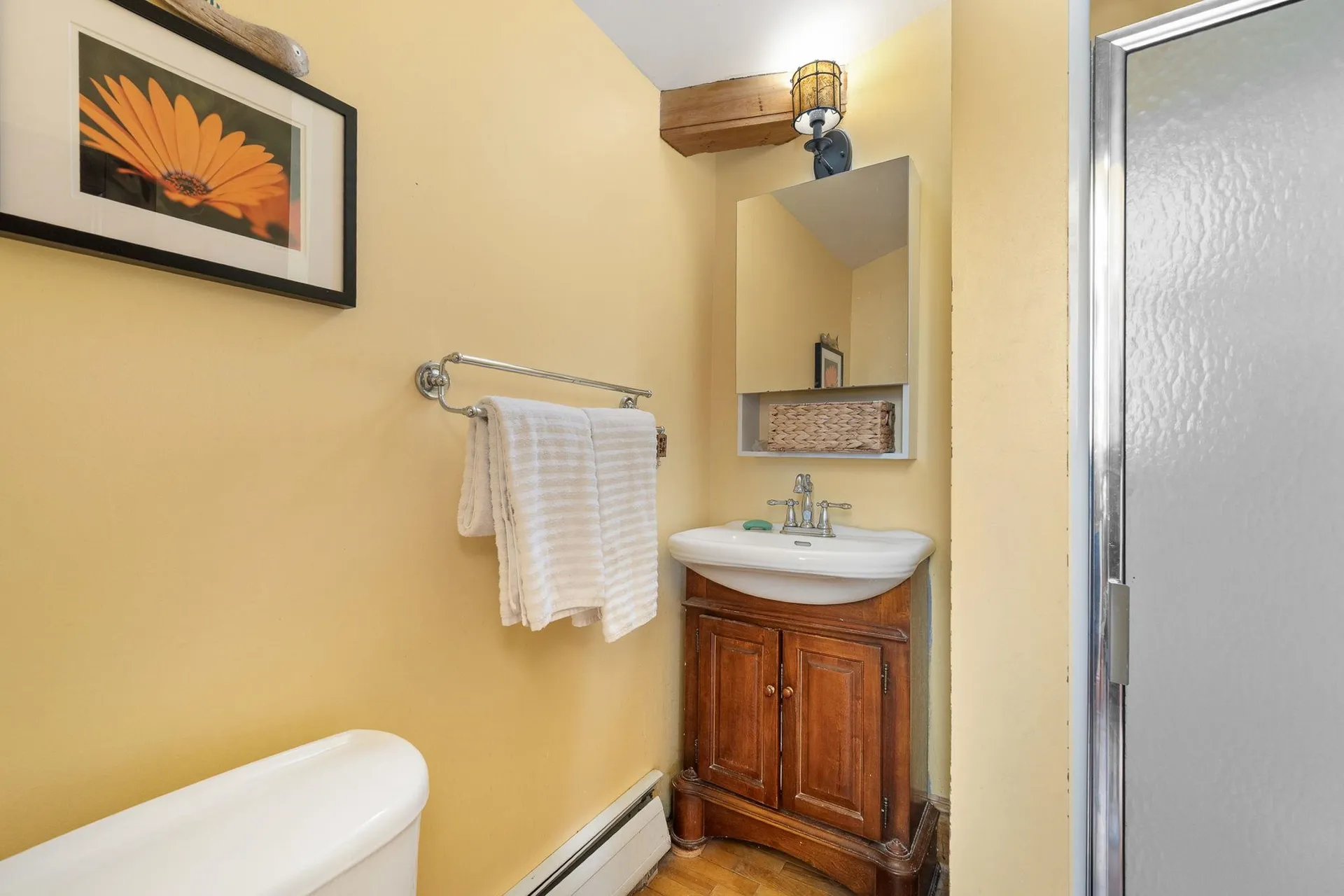 27 Inn Road Charlotte VT 05445