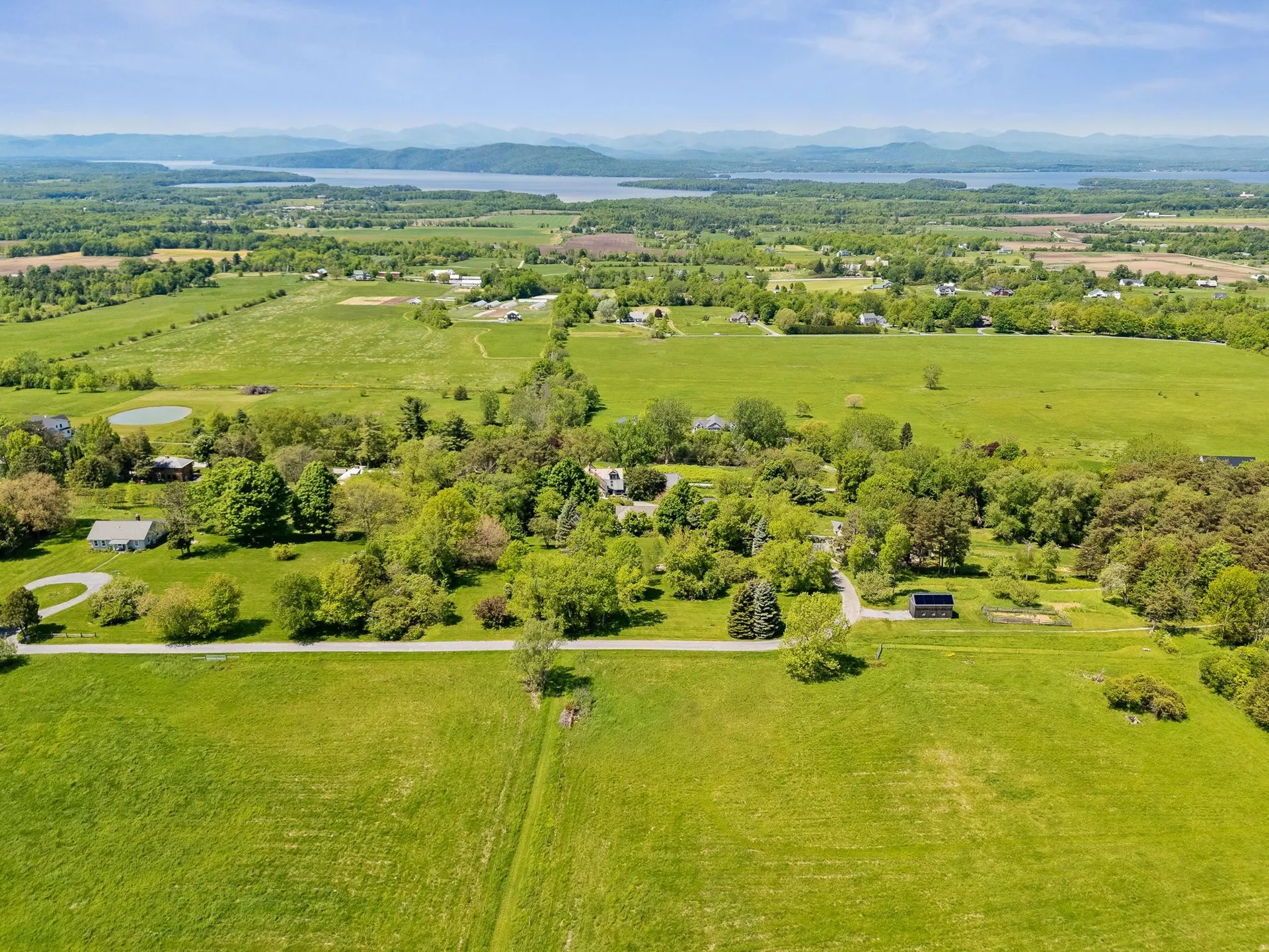 27 Inn Road Charlotte VT 05445