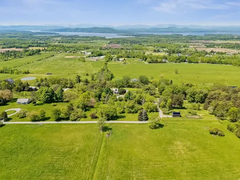27 Inn Road Charlotte VT 05445