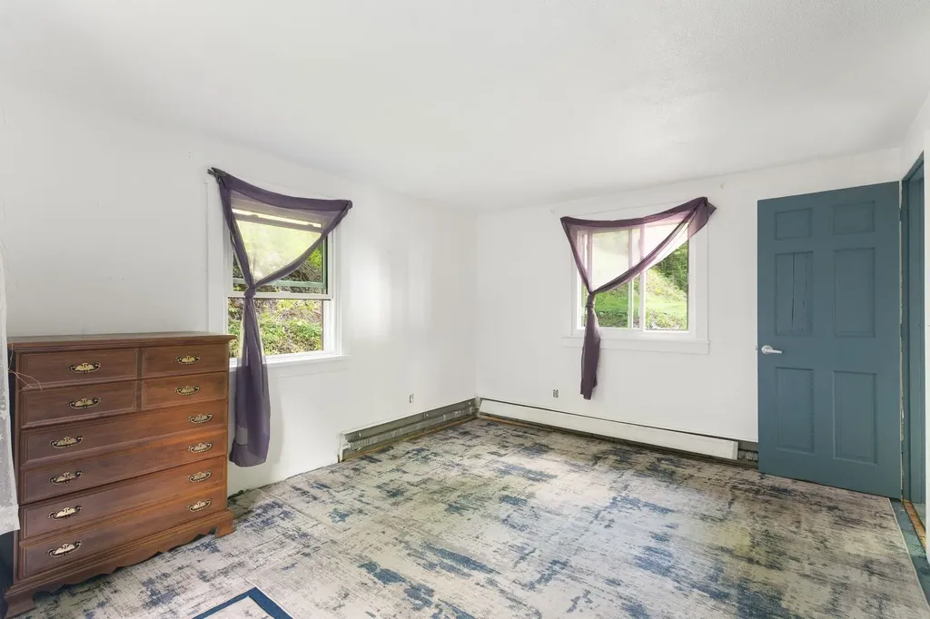 25-27 Gingko Lane Brattleboro VT 05301