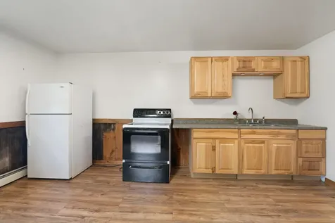 25-27 Gingko Lane Brattleboro VT 05301
