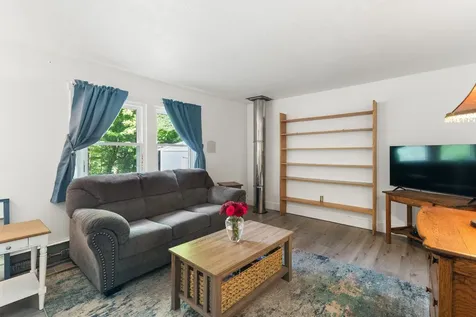 25-27 Gingko Lane Brattleboro VT 05301