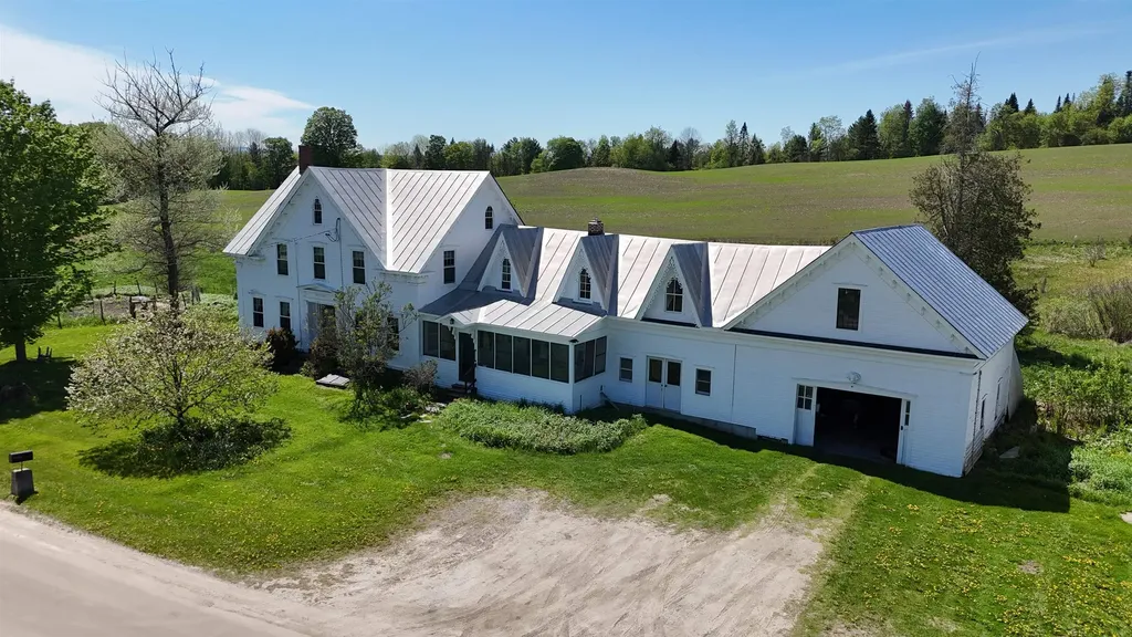 1388 Taylor Farm Road Marshfield VT 05668