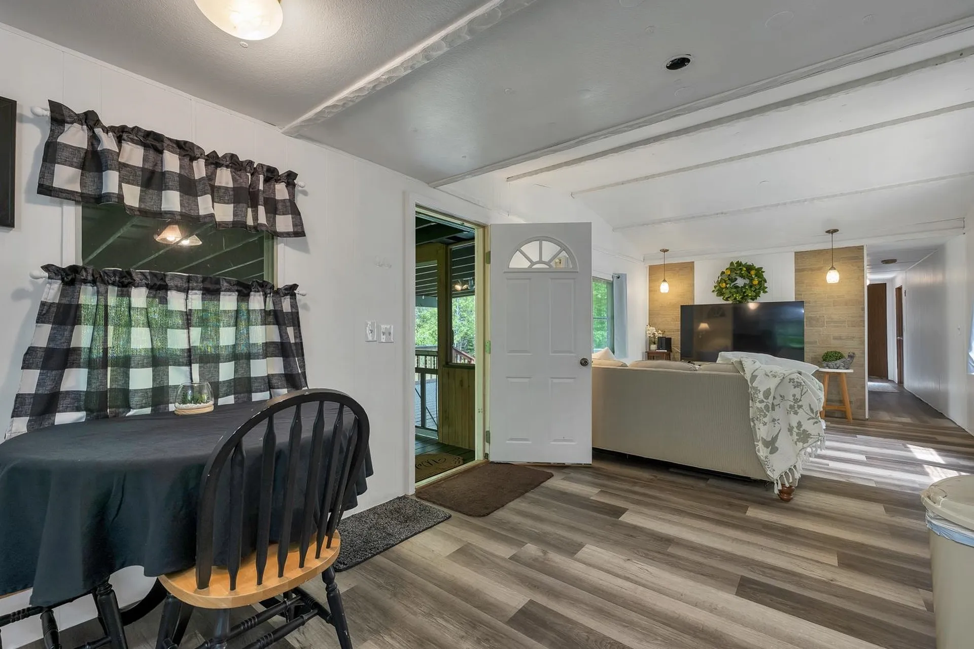 2 Lily Lane Thornton NH 03285