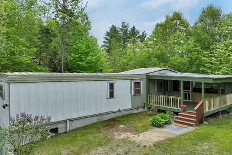 2 Lily Lane Thornton NH 03285
