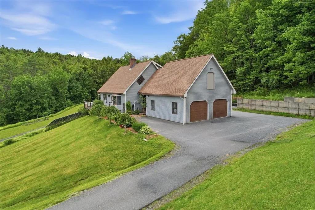 33 Valley View Road Berlin VT 05679