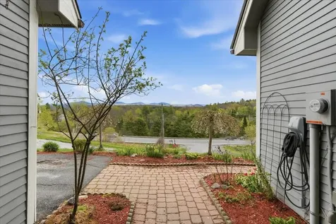 33 Valley View Road Berlin VT 05679