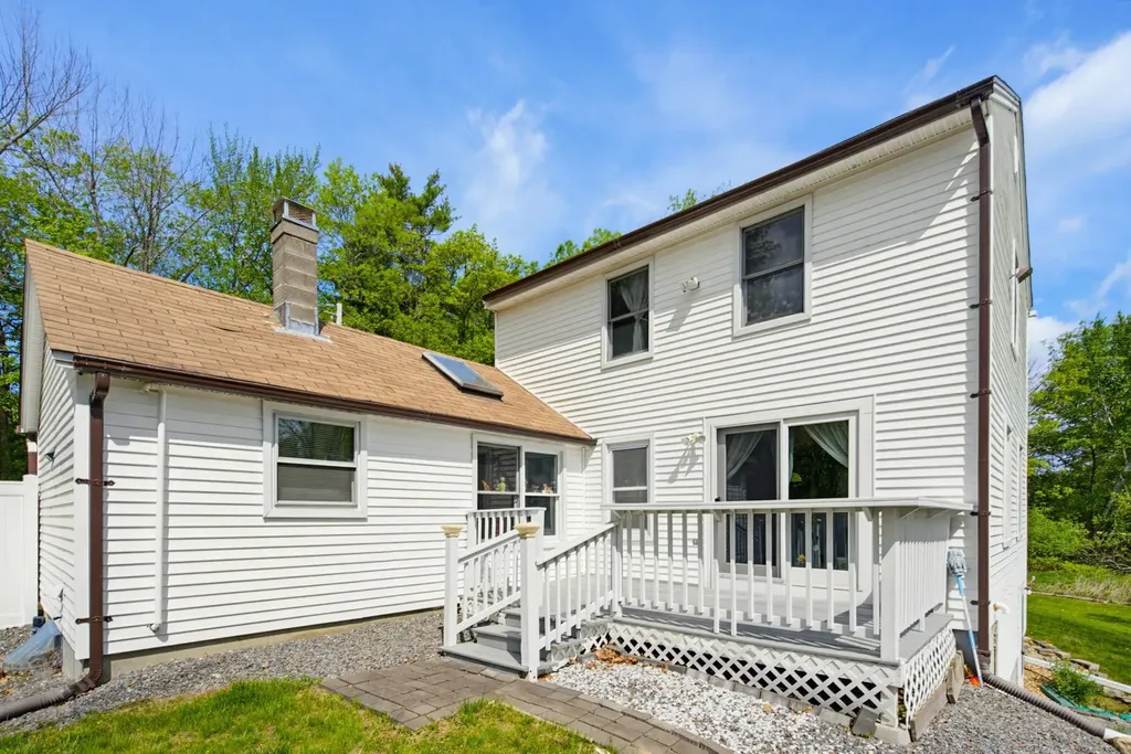 54 Payson Hill Road Rindge NH 03461