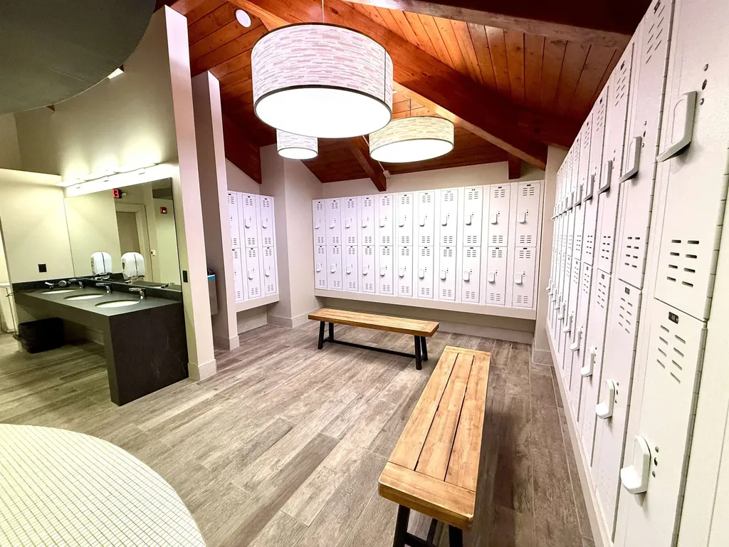 5A Sportscenter Village Way Dover VT 05356