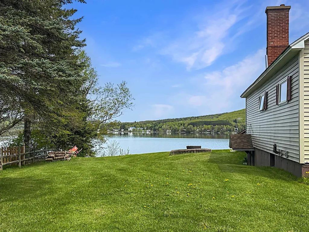 4518 Vermont Route 114 Canaan VT 05903