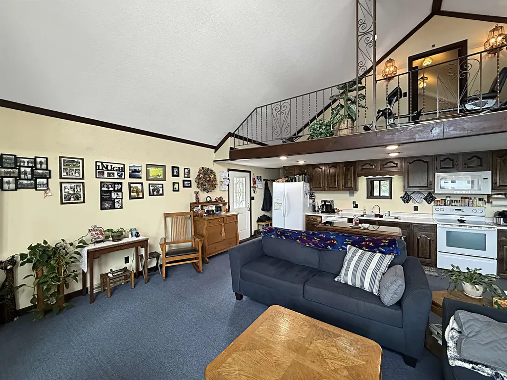 4518 Vermont Route 114 Canaan VT 05903