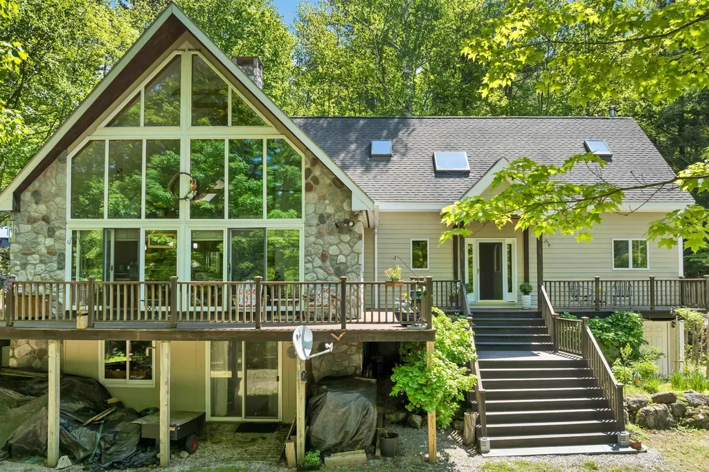 155 Fox Run Road Stoddard NH 03464