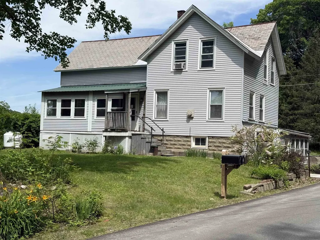 17 Mountain Road Hinsdale NH 03451