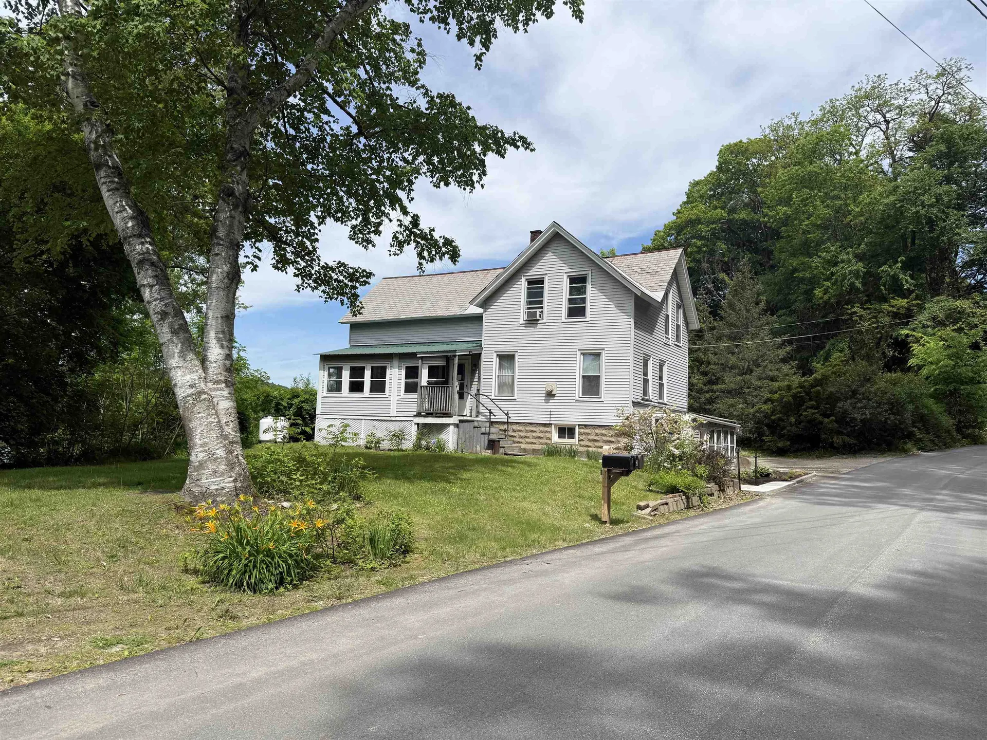 17 Mountain Road Hinsdale NH 03451