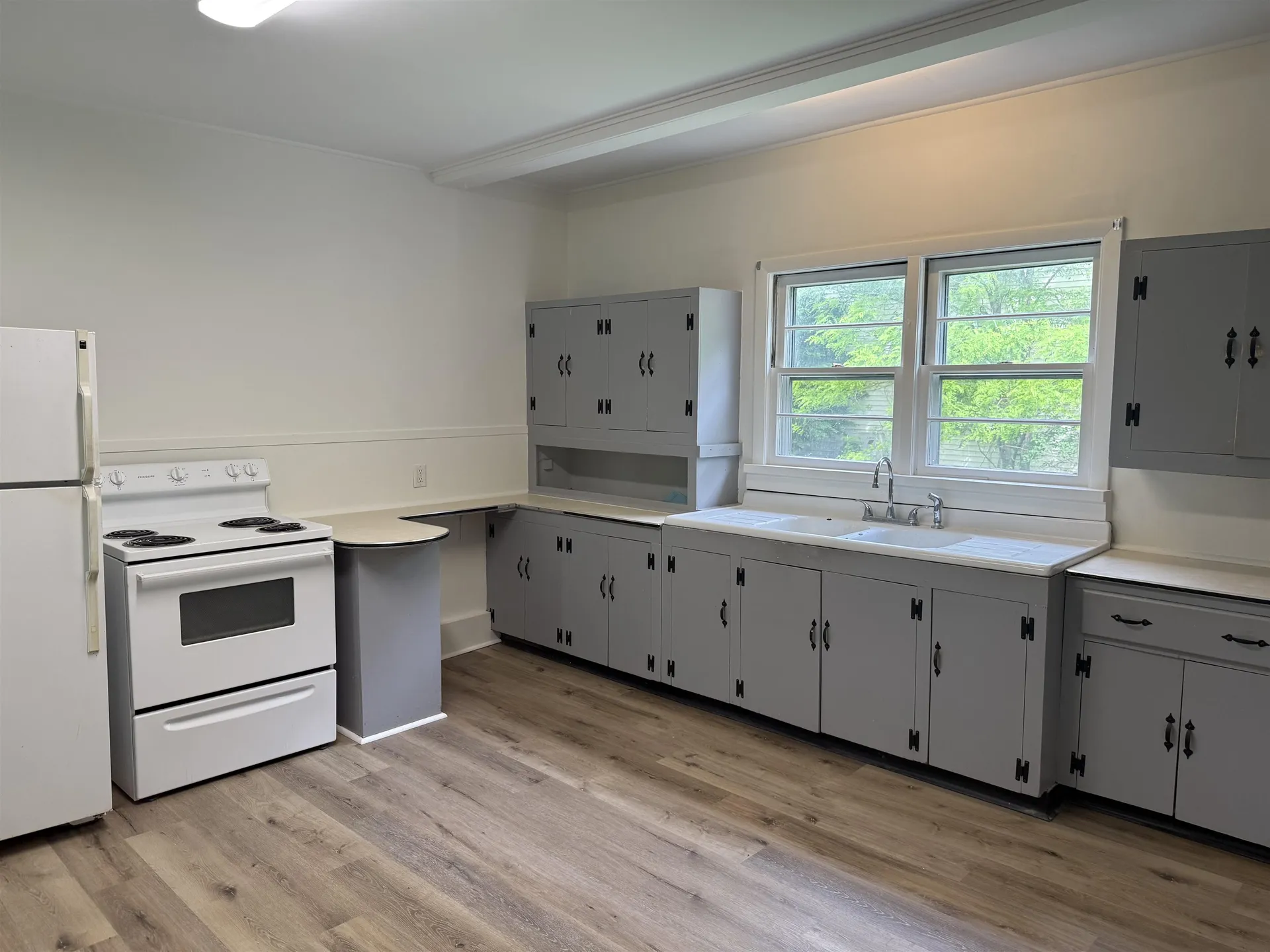 17 Mountain Road Hinsdale NH 03451