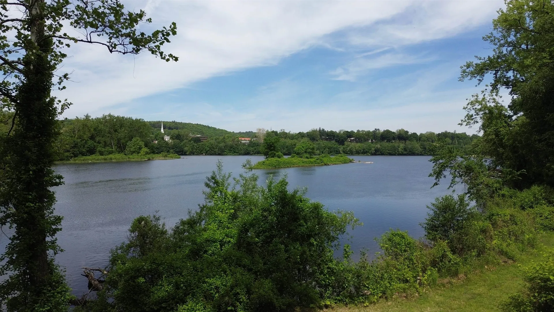 17 Mountain Road Hinsdale NH 03451