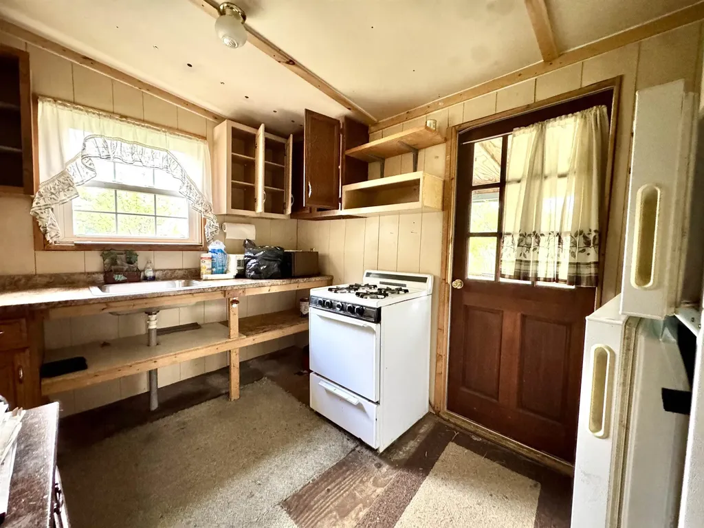 63 Coos Road Columbia NH 03576