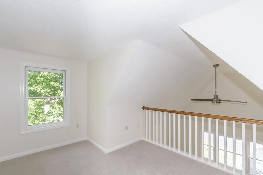 264 Bartemus Trail Nashua NH 03063