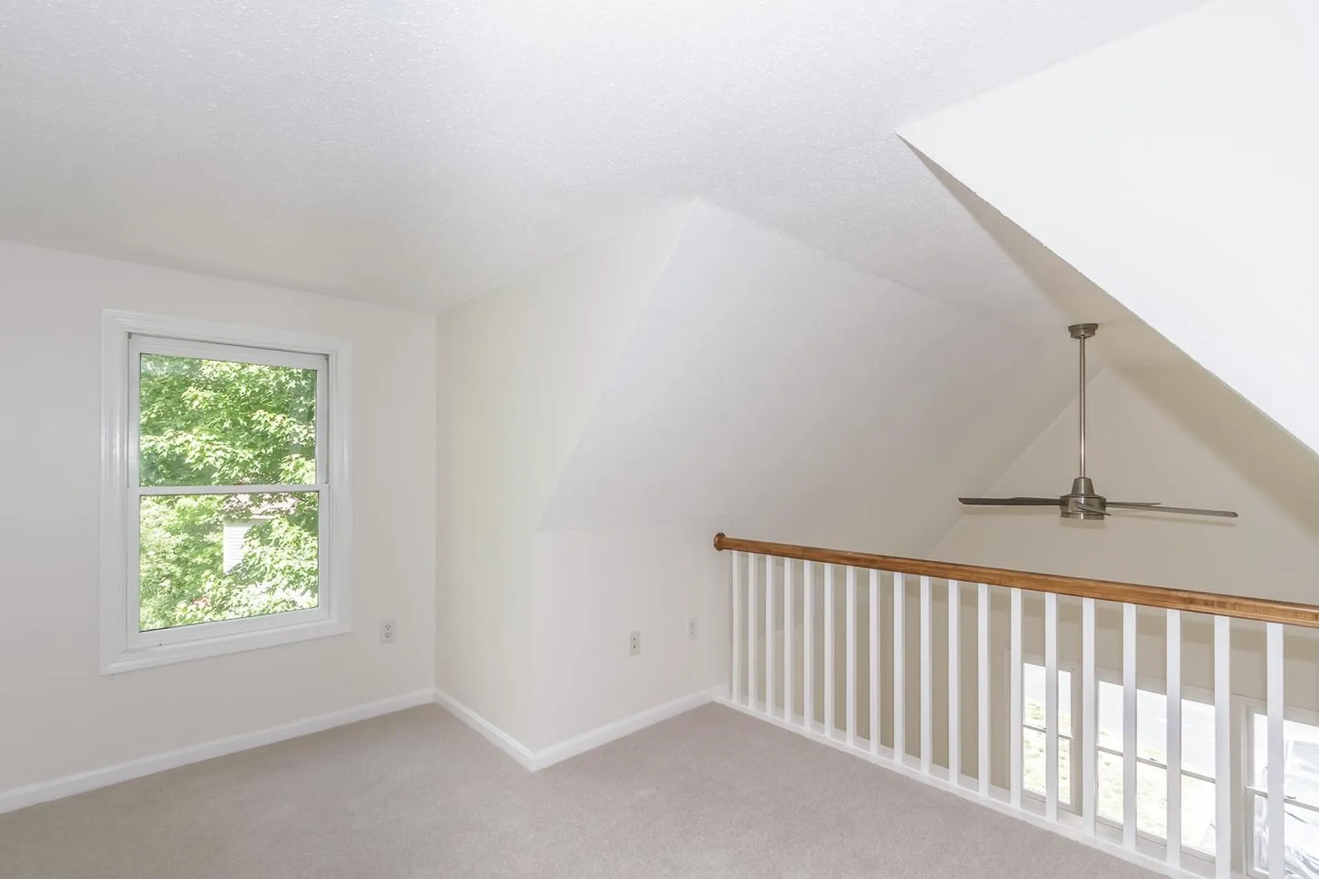 264 Bartemus Trail Nashua NH 03063