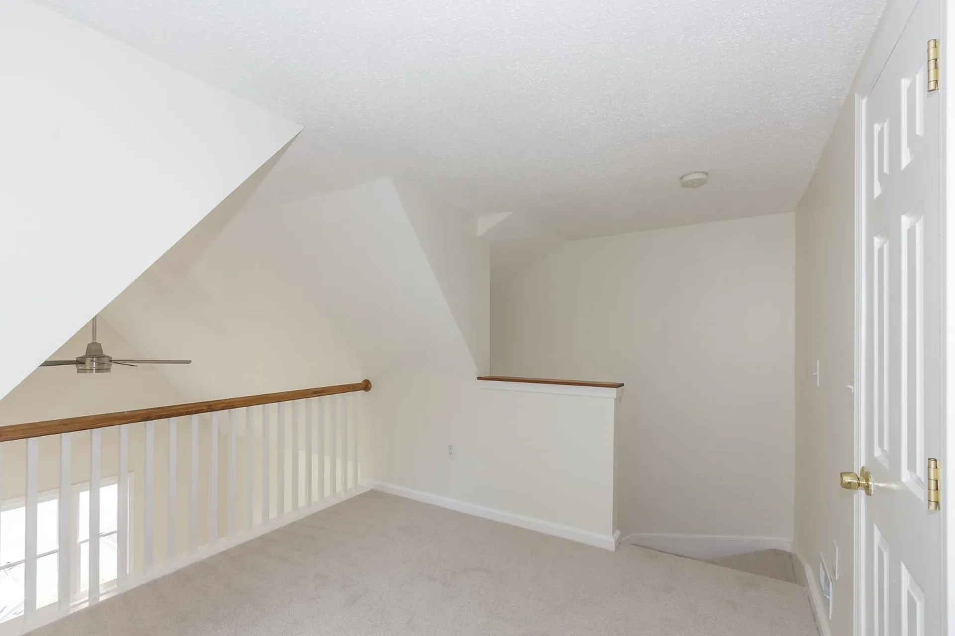 264 Bartemus Trail Nashua NH 03063