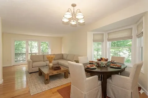 264 Bartemus Trail Nashua NH 03063
