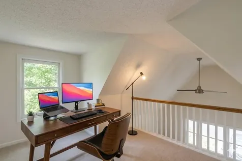 264 Bartemus Trail Nashua NH 03063