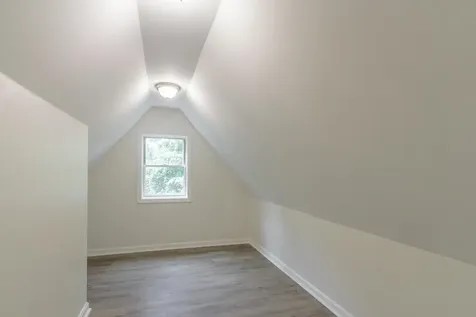 264 Bartemus Trail Nashua NH 03063