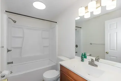 264 Bartemus Trail Nashua NH 03063
