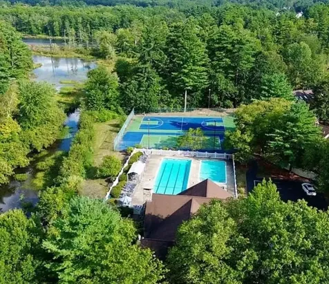 264 Bartemus Trail Nashua NH 03063