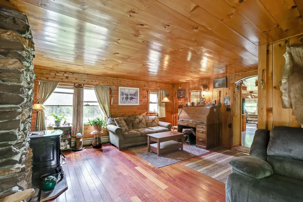 51 Ingersoll Lane Barton VT 05822