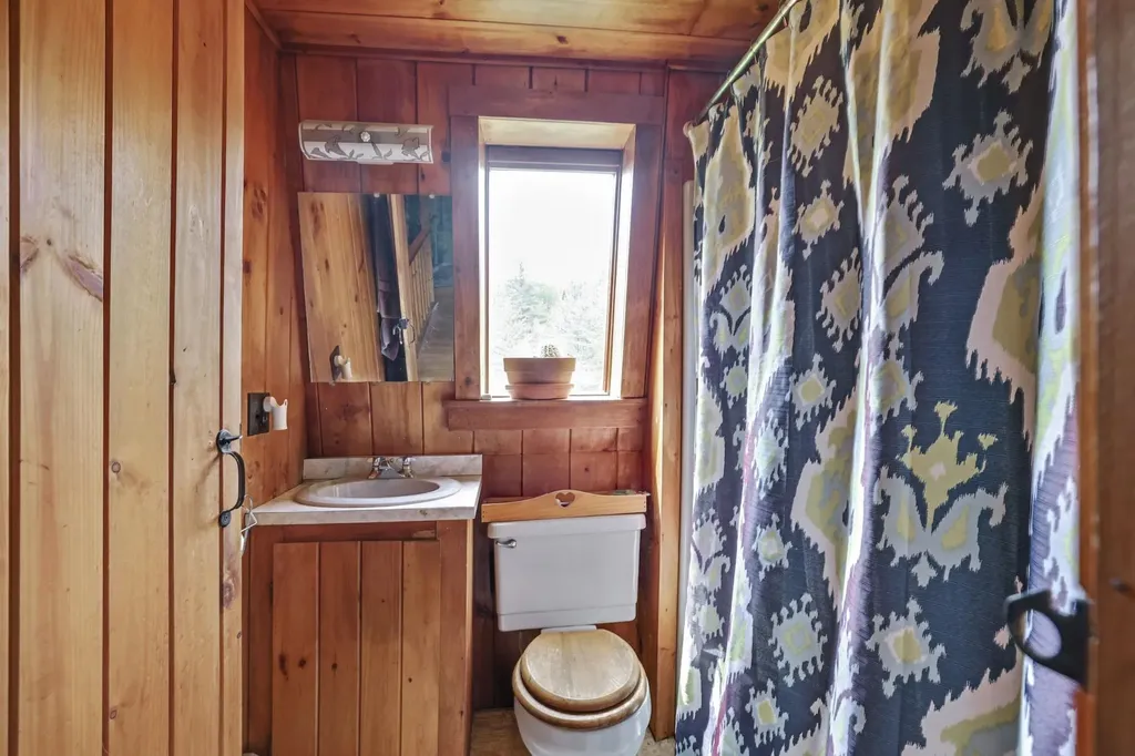51 Ingersoll Lane Barton VT 05822