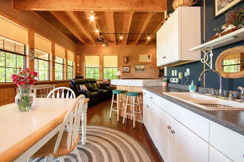 98 Nanas Lane Concord VT 05824