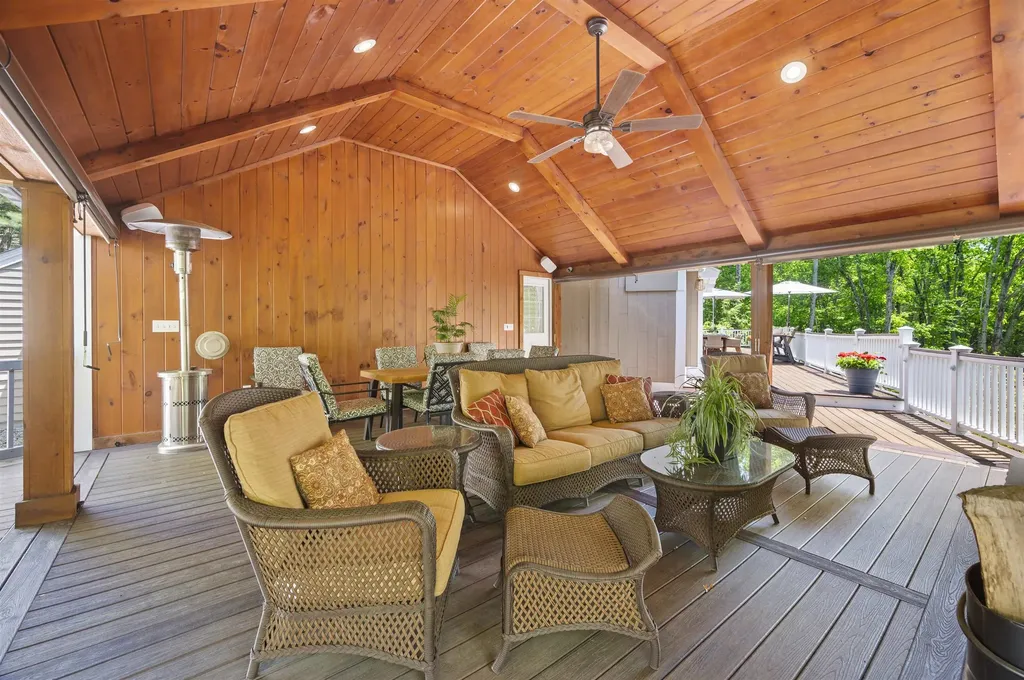 37 Birchwood Circle Bedford NH 03110