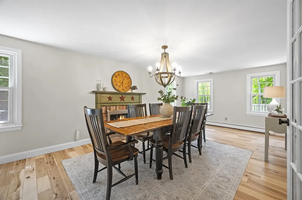 37 Birchwood Circle Bedford NH 03110