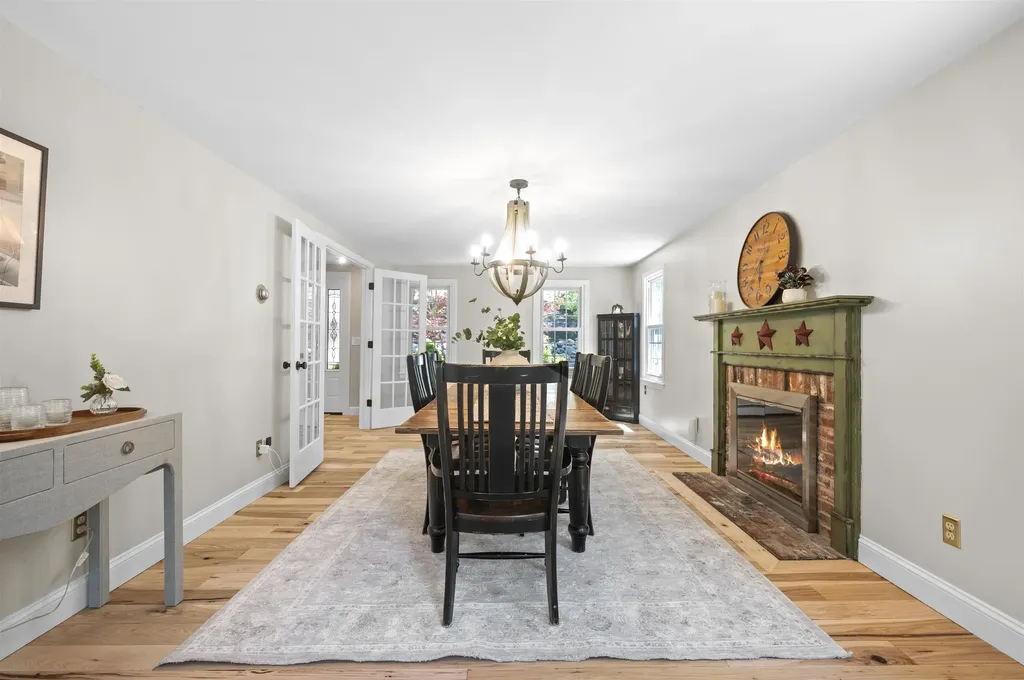 37 Birchwood Circle Bedford NH 03110