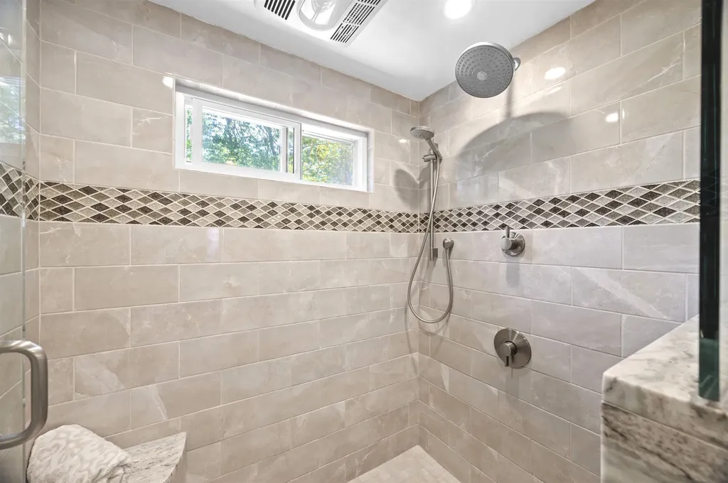 37 Birchwood Circle Bedford NH 03110