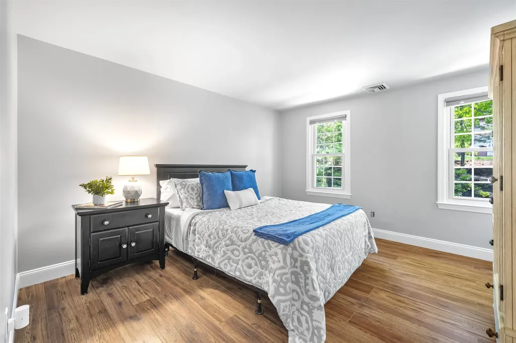 37 Birchwood Circle Bedford NH 03110