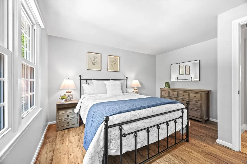 37 Birchwood Circle Bedford NH 03110